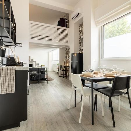 Navigli - Chic And Sophisticated Home In ميلان المظهر الخارجي الصورة