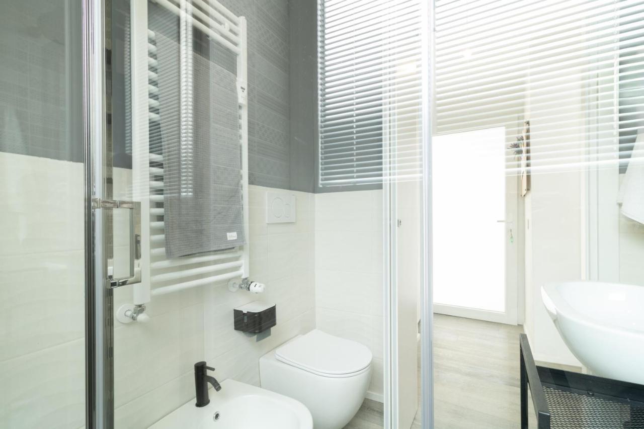 Navigli - Chic And Sophisticated Home In ميلان المظهر الخارجي الصورة