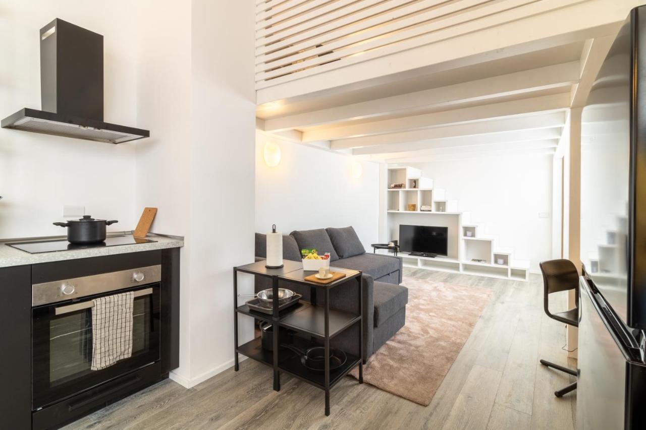 Navigli - Chic And Sophisticated Home In ميلان المظهر الخارجي الصورة